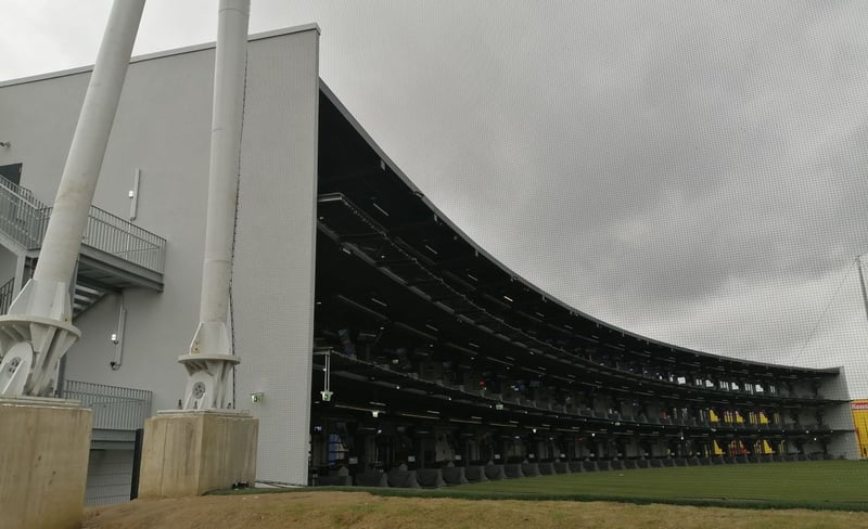 Ein Rundgang um die Topgolfanlage in Oberhausen