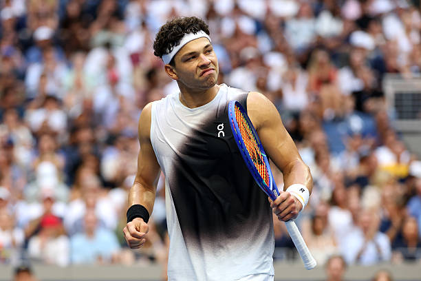 Ben Shelton reacts in the final against Alexander Zverev, third set.
