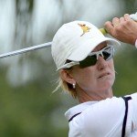 Die Australierin Karrie Webb verteidigte am zweiten Tag der HSBC Women's Champions die Führung und steuert somit auf ihren zweiten Saisonsieg zu