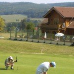 Schnuckliges Clubhaus: Der Golfclub Meisdorf. (Foto: Meisdorf)