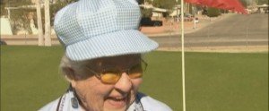 Diese junge Dame hat vor kurzem ihr drittes Hole-in-One geschlagen! Fran Thomas ist wohlgemerkt schon 92 Jahre alt. (Foto: www.alabamas13.com)