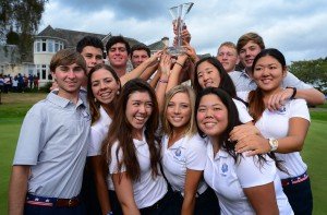 Team USA mit der Trophäe des Junior Ryder Cup. (Foto: Getty)