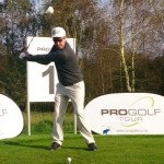 Moritz Klawitter am Abschlag bei der Qualifying School der Pro Golf Tour (Foto: Moritz Klawitter)