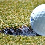 Wie oft bleibt der Ball genau so vor dem Loch liegen--viel zu oft. Aber was wenn das kein Zufall ist? (Foto: Getty)