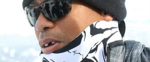 Tiger Woods zeigte nicht gerade sein schönstes Lächeln an diesem Wochenende beim Super-G-Rennen in Italien. (Foto: Twitter)