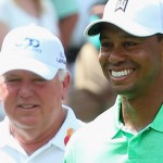 Tiger Woods präsentierte sich beim Par-3-Contest in Augusta gut gelaunt und hatte häufig ein Lachen im Gesicht.