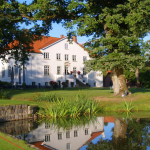 Gewinnen Sie einen Golfurlaub für zwei Personen auf Gut Kaden! (Foto: Gut Kaden)