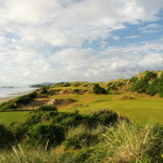 Das 11. Loch des Pacific Dunes Golfplatzes. Ein Par 3 mit 135 Metern. (Foto: Getty)