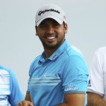 Jason Day lacht von der Spitze des Leaderboards bei der PGA Championship. (Foto: Getty)