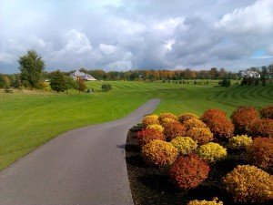 Sierra Golf Club, Loch 18: Clubhaus in Sicht. (Foto: Michael F. Basche)