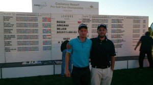 Moritz Klawitter (re.) mit Freund und Caddie Marcel Maurice Wilke beim Saisonfinale der Pro Golf Tour. (Foto: Moritz Klawitter)