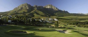 Der Erinvale Golf Club mit Blick auf den Helderberg bei Kapstadt. (Foto: Getty)