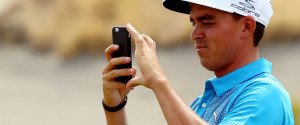 Technische Hilfsmittel in Form von Apps oder Gadgets sind ein weit verbreiteter Begleiter auf dem Golfplatz.