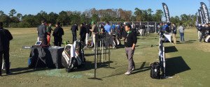 TaylorMade stellt seine neue M2-Serie vor. Bei der Präsentation in Orlando wurden die neuen Modelle fleissig getestet. (Foto: Golf Post)