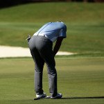 Rücken grade, Tiger Woods! Die Rekonvaleszenz des 14-fachen Majorsiegers wird im Internet heiß diskutiert. (Foto: Getty)