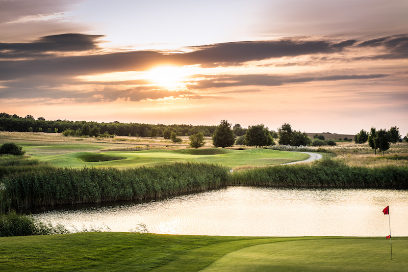 Exklusiver Spielgenuss auf 5 Golfplätzen.