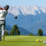 Erleben Sie traumhafte Bergpanoramen in den österreichischen Golfurlaubsdestinationen. (Foto: Golf in Austria)