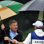Martin Kaymer und sein Caddy kamen am Moving Day der PGA Championship nicht über das Einschlagen hinaus. Die Runde wurde noch vor Kaymers Start unter- und später abgebrochen. (Foto: Getty)