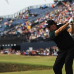 Knapp am Rekord vorbei: Phil Mickelsons Putt zum alleinigen Rekord für die tiefste Majorrunde aller Zeiten ging knapp vorbei. (Foto: Getty)