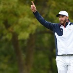 Seine grandiose Saison veredelt der Ryder-Cupper Dustin Johnson mit der Vardon Trophy und dem Player of the Year Award. (Foto: Getty)