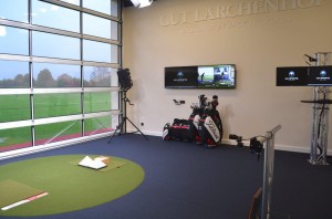 Die beiden Swing Studios sind beheizt und mit den neusten Trainings- und Fittingtechnologien ausgestattet. (Foto: GC Gut Lärchenhof)