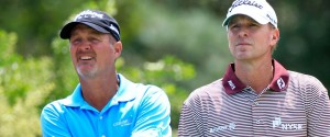 Jerry Kelly und Steve Stricker kennen sich seit gefühlten Ewigkeiten. Beim Franklin Templeton Shootout stehen sie nach dem Auftakt gemeinsam an der Spitze. (Foto: Getty)