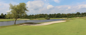 Der Golfclub De Lage Vuursche ist ein wahres "Blue Monster", verfügt er doch über zwölf (!) Seen. (Foto: Golf Post)