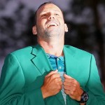 US Masters 2017 Sieger Sergio Garcia mit Green Jacket und Trophäe