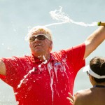 John Daly lässt sich nach seinem Sieg beim Insperity Invitational feiern. (Foto: Getty)