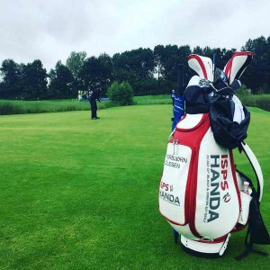 Das Wetter vernachlässigend stand der Spaß auf der Runde mit dem European-Tour-Sieger bei der Porsche European Open klar im Vordergrund. (Foto: Golf Post)