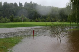 Wie schon im April bei der Haugschlag Open in Österreich, als Schnee den Platz bedeckte, konnte auch am Hardenberg nur eine Runde gewertet werden. (Foto: Pro Golf Tour)