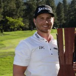 Nach elf Jahren hält Chris Stroud bei der Barracuda Championship endlich eine Trophäe in der Hand. (Foto: Getty)