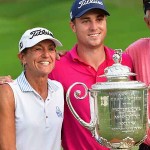 Justin Thomas Familie gehörte zu den ersten Gratulanten. (Foto: Getty)