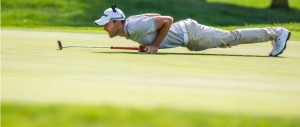 Omega European Masters Maximilian Kieffer scheint mit der Spitze auf Tuchfühlung gehen zu wollen. (Foto: Getty)