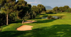 In Son Antem auf dem West-Platz überzeugt besonders die Mischung aus Parkland-Elementen und Wasserhindernissen. (Foto: Mallorca Golf Tours)