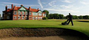 Ob CLubhaus, Rasen oder Bunker, ein Golf Club will gepflegt sein. (Foto: Getty)