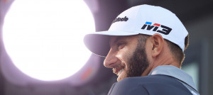 Dustin Johnson geht seinen Weg. Bei der US Open 2018 ist er nach zwei Runden erster Titelaspirant. (Foto: Getty)