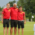 Bundestrainer Ulrich Eckhardt mit den beiden Lokalmatadoren Falko Hanisch (links) und Timo Vahlenkamp. (Foto: DGV/stebl)