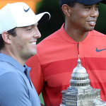 Turnierveranstalter Tiger Woods mit Turniersieger Francesco Molinari, der seinen ersten Titel auf der PGA Tour gewinnt. (Foto: Getty)