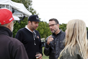 Der Turnierverantwortliche Marco Klammer (2. v. l.) sorgt bei der Kinderlachen Open stets für ein großartiges Event. (Foto: Faldo Wübbecke)