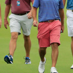 Beine, die man eher selten zu Gesicht bekommt. Auf diesem Bild sind es die von Rory McIlroy, Kevin Streelman und Phil Mickelson. (Foto: Getty)