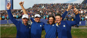 Die englischen Ryder Cupper nach dem Sieg beim Ryder Cup 2018 in Paris. (Foto: Getty)