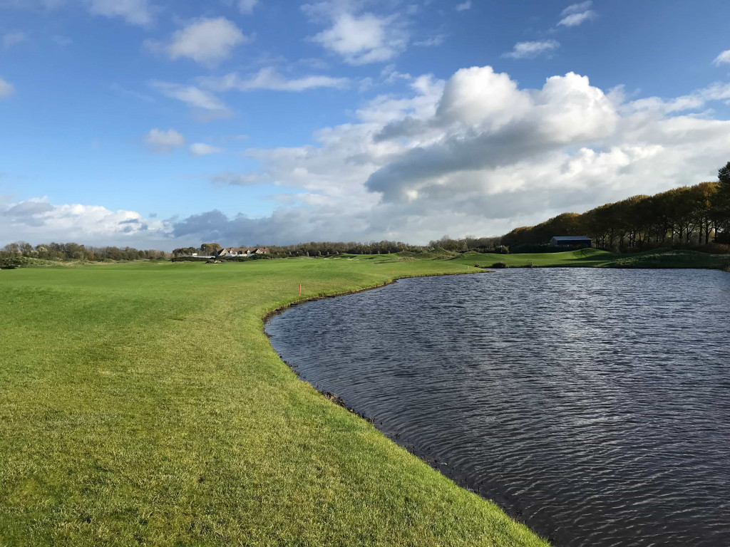 Auf der Back Nine verdrängte die Sonne den Regen und ließ den Platz in seiner Schönheit erstrahlen. (Foto: Golf Post)