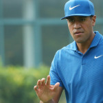 Tony Finau rauscht bei der WGC - HSBC Champions an Patrick Reed vorbei. (Foto: Getty)