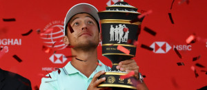 Xander Schauffele ist der glückliche Sieger bei der WGC - HSBC Champions. (Foto: Getty)