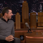 Rory McIlroy erklärt GamePass in der Tonight Show with Jimmy Fallon. (Fotos: Instagram.com/golfchannel und Youtube.com/latenight)