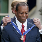 Tiger Woods erhält die "Medal of Freedom" von US-Präsident Donald Trump. (Foto: Getty)