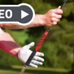 Ein richtiger Griff ist essenziell für ein präzises Golfspiel. Golf in Leicht zeigt, wie man schnell den korrekten Griff erzielt. (Foto: YouTube / Golf in Leicht)