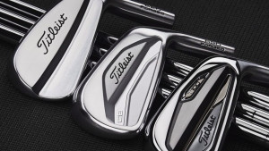 Drei der neuen fünf Modelle: Blade, Cavity Back und T100. (Foto: Titleist)