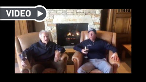 "Phireside with Phil": Dieses Mal ist Clint Eastwood zu Gast (Foto: (Twitter.com/@PhilMickelson)